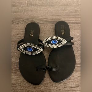 Miss Lola- Pretty Energy